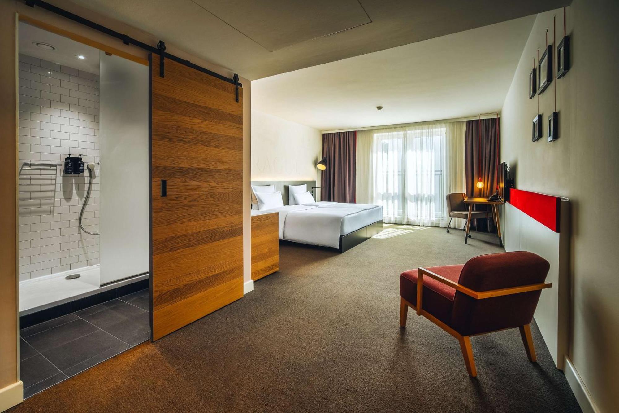 เพนตาโฮเต็ล ปราก Hotel ภายนอก รูปภาพ
