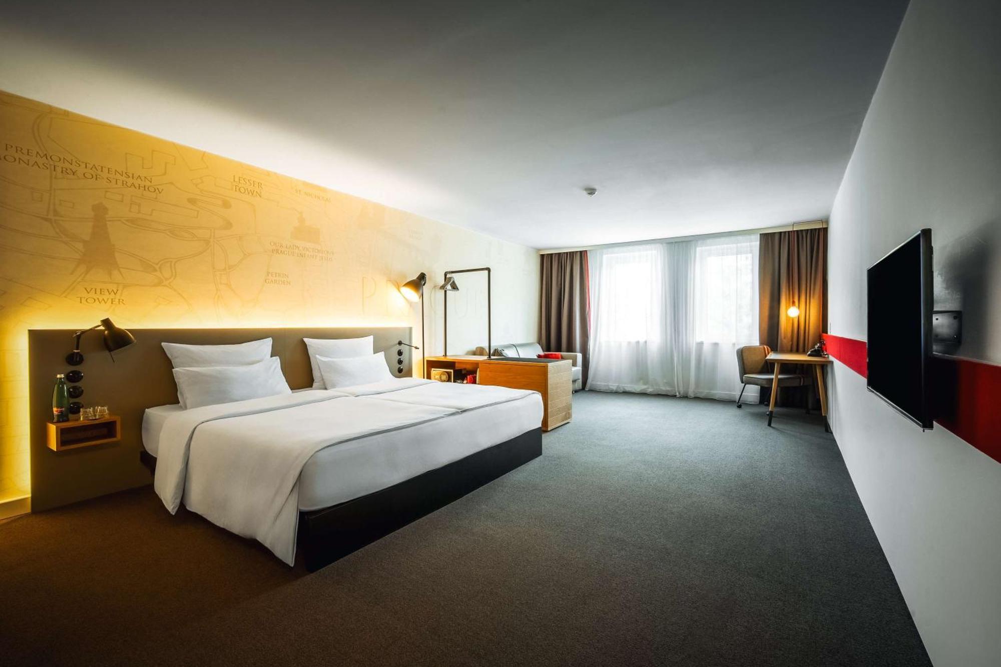 เพนตาโฮเต็ล ปราก Hotel ภายนอก รูปภาพ