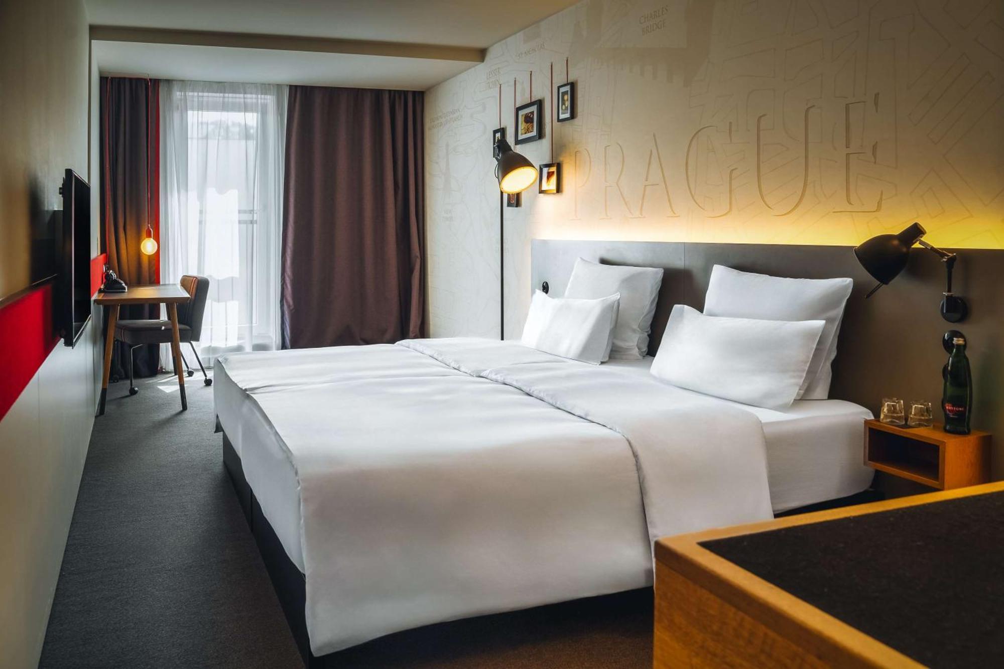 เพนตาโฮเต็ล ปราก Hotel ภายนอก รูปภาพ