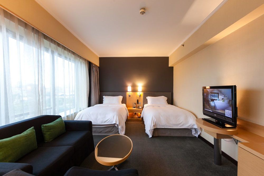 เพนตาโฮเต็ล ปราก Hotel ภายนอก รูปภาพ